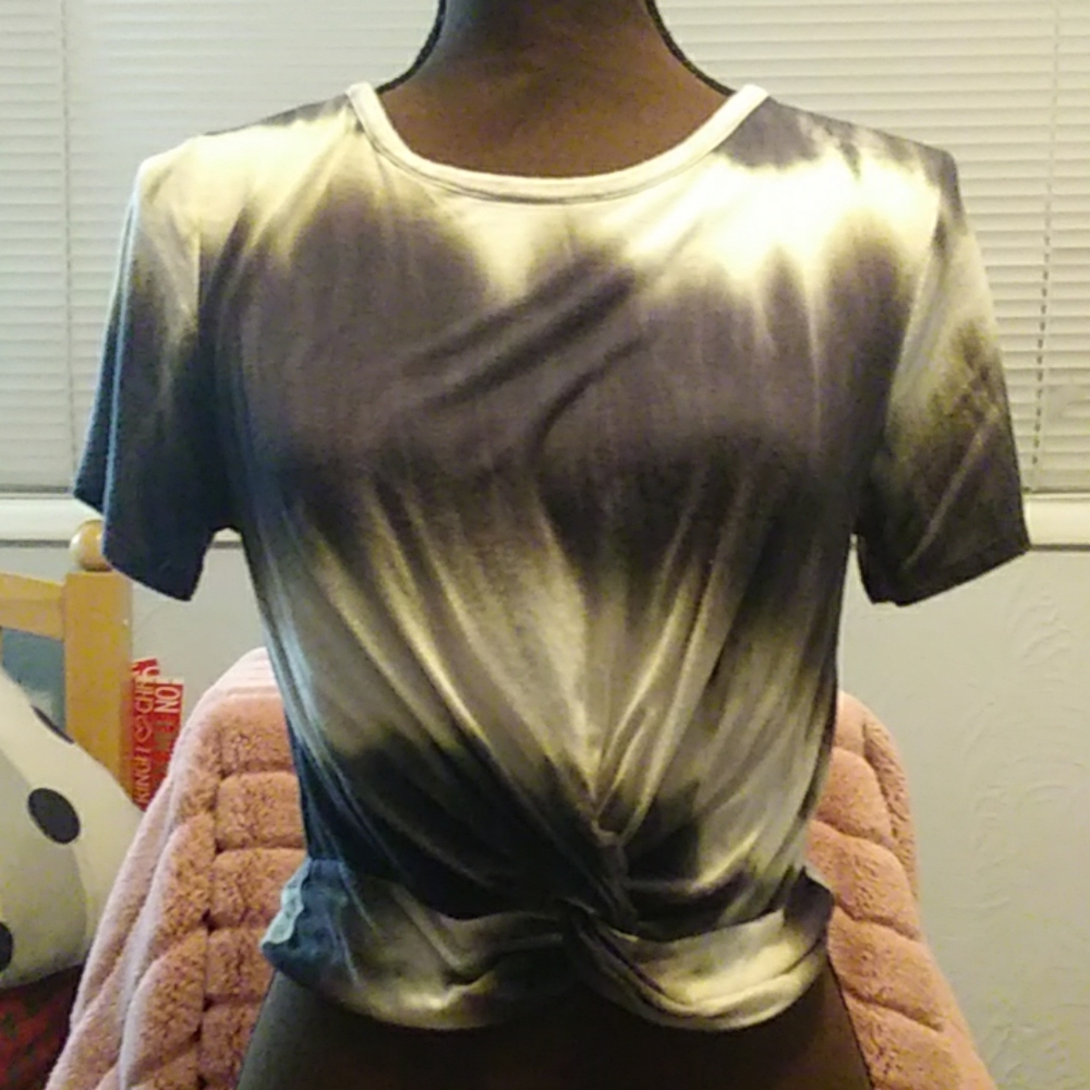 Womens cropped top